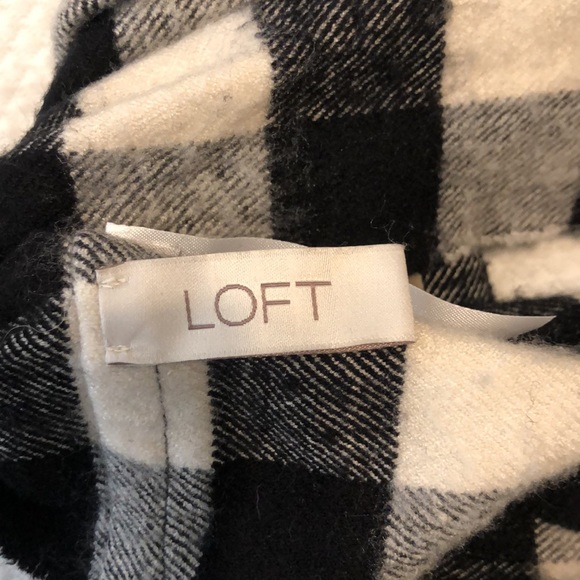 LOFT Infinity Scarf - Picture 3 of 3